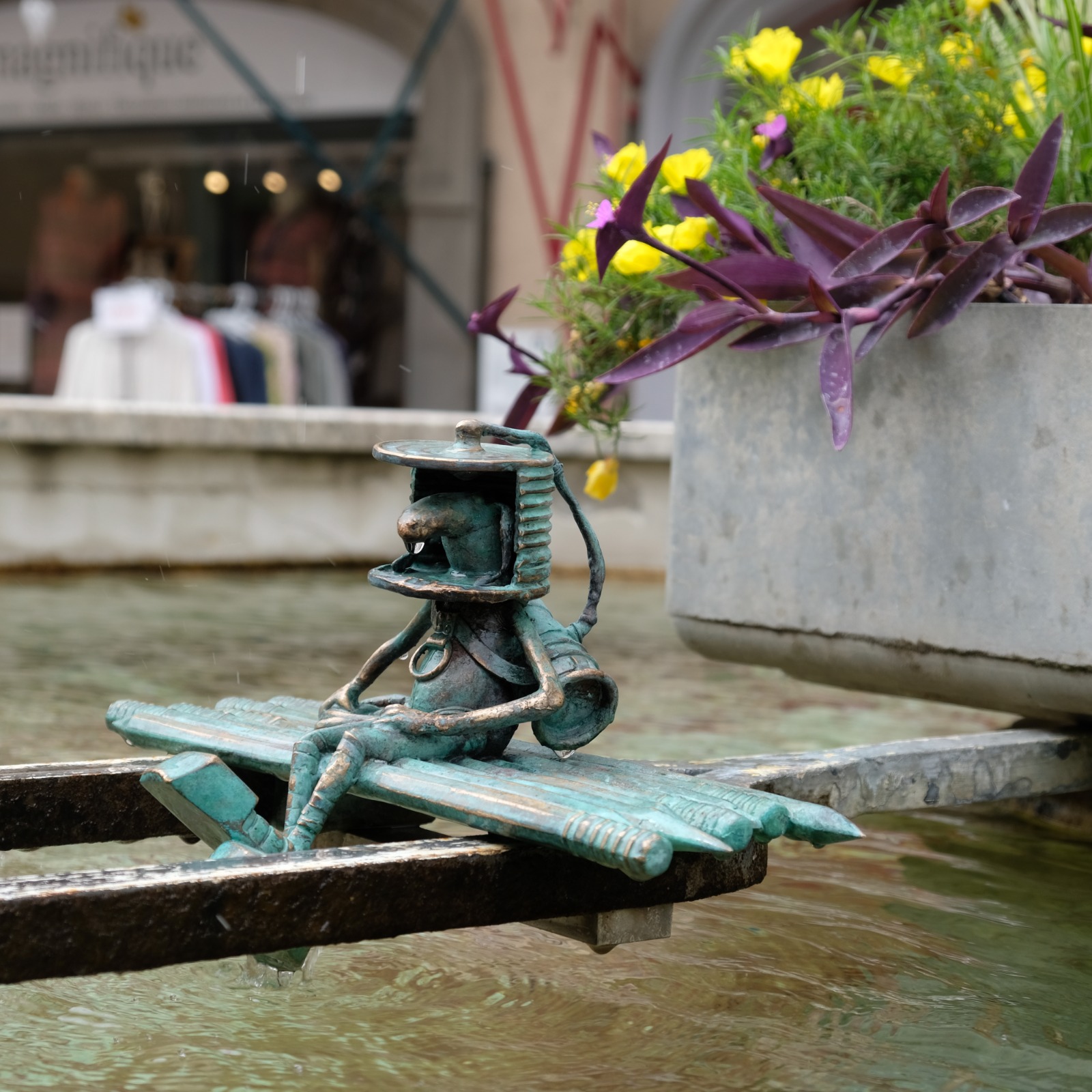 family treasure hunt little people sion